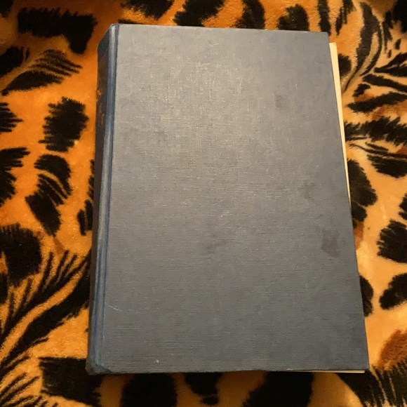 Vintage Dune Trilogy Book - Picture 4 of 13